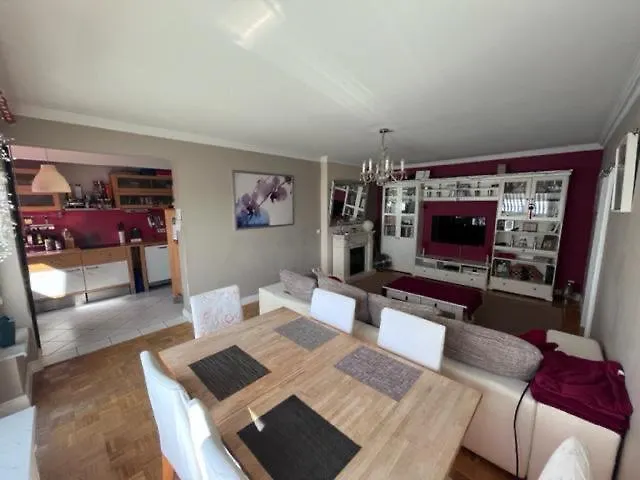 Apartamento Zentrale, Helle Mit Balkon! Ideal Fuer Messe, Business Und Staedtereise Frankfurt am Main