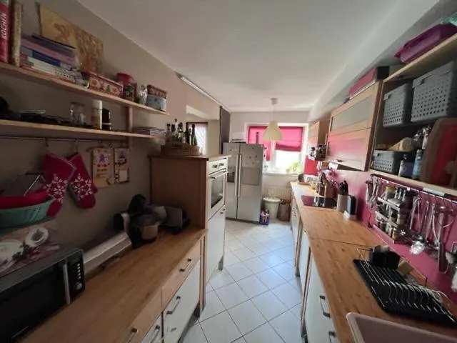 Apartamento Zentrale, Helle Mit Balkon! Ideal Fuer Messe, Business Und Staedtereise Frankfurt am Main
